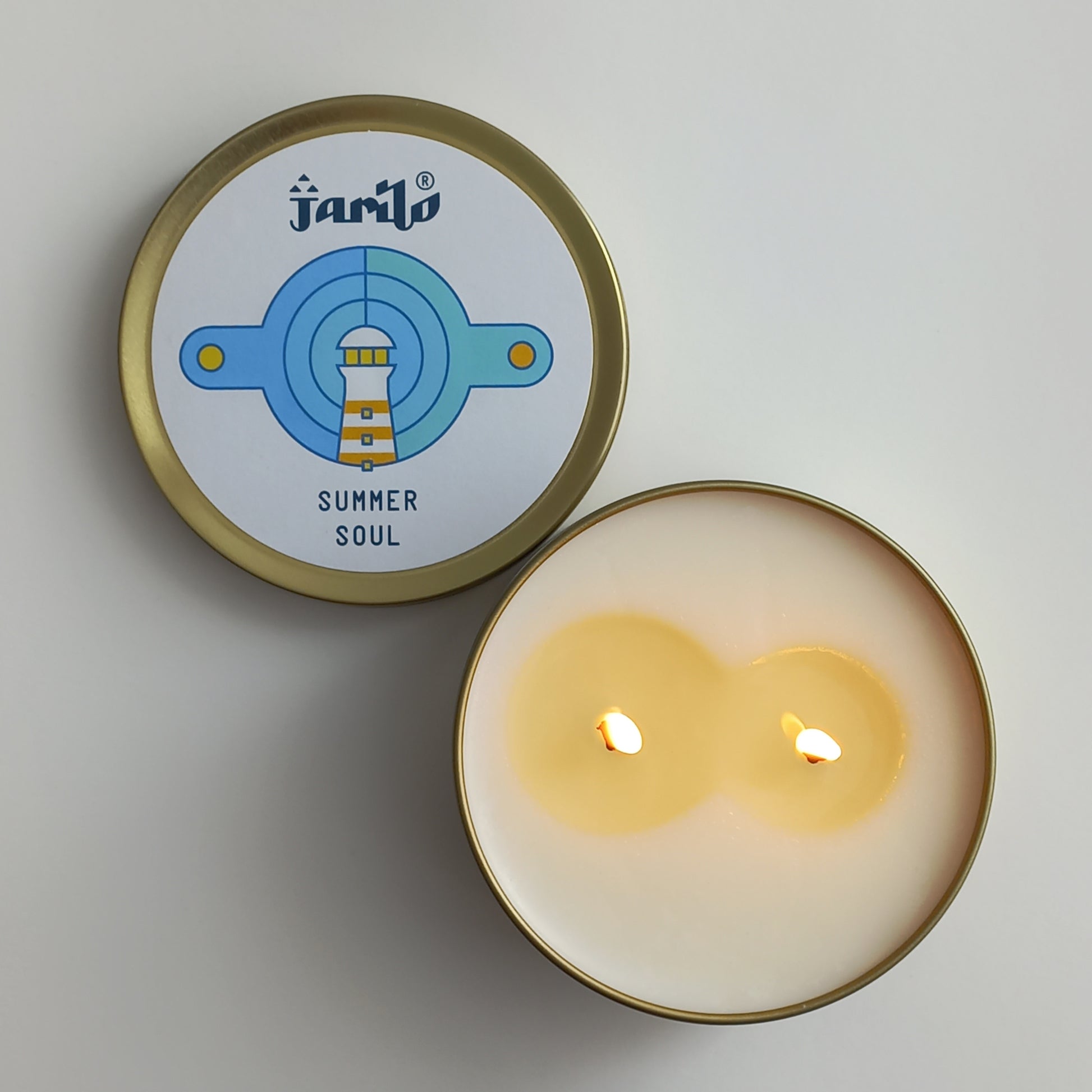 Vela aromática com notas de frutas do verão